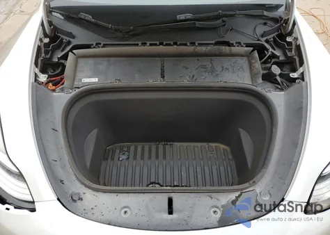 2022 Tesla Model Y из США, поврежденный, VIN 7SAYGDEE1NF386885